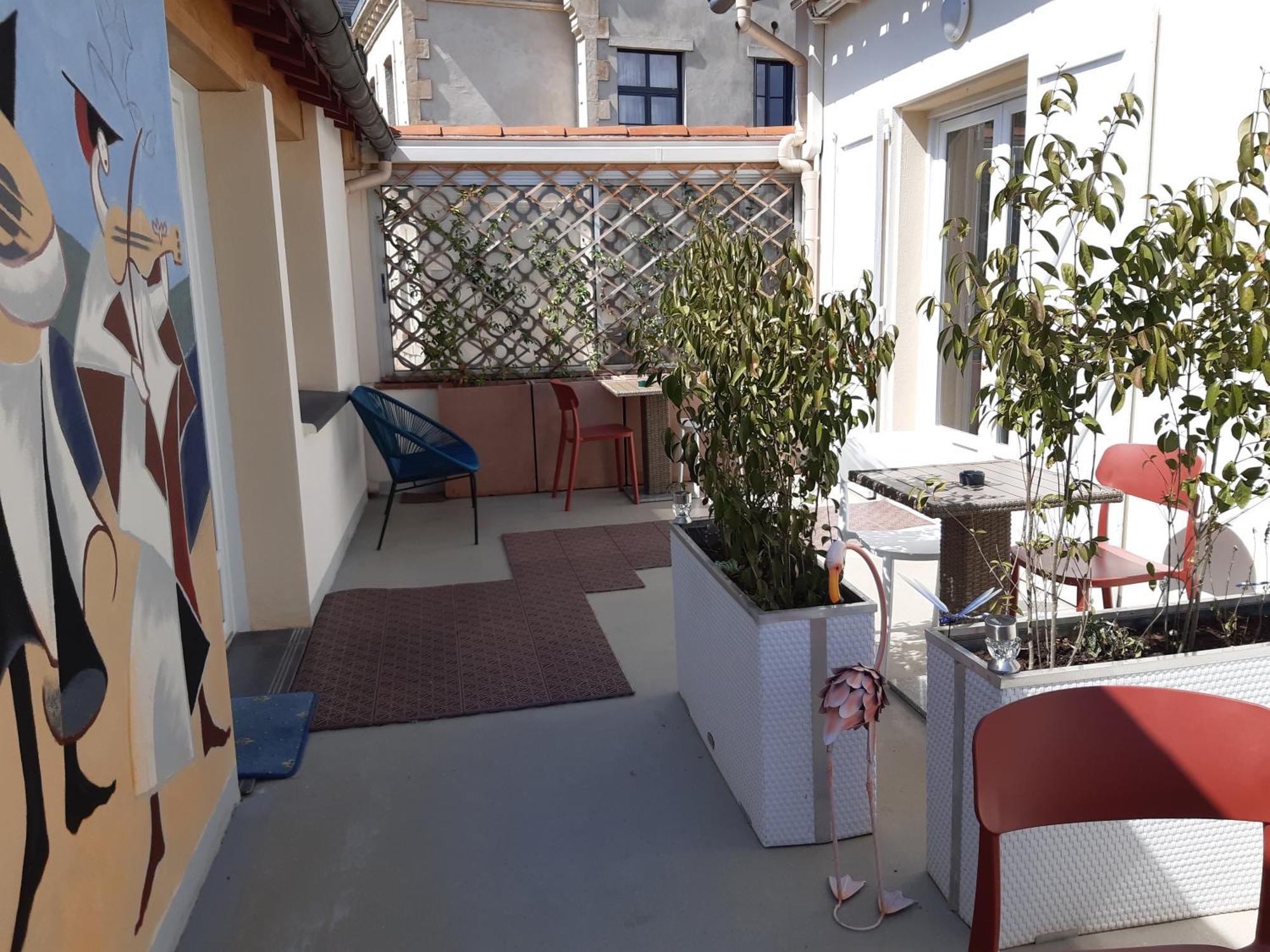 Face Cite - Chambres D'Hotes - Parking & Garage Gratuit - Wi-Fi Gratuit Carcassonne Bagian luar foto