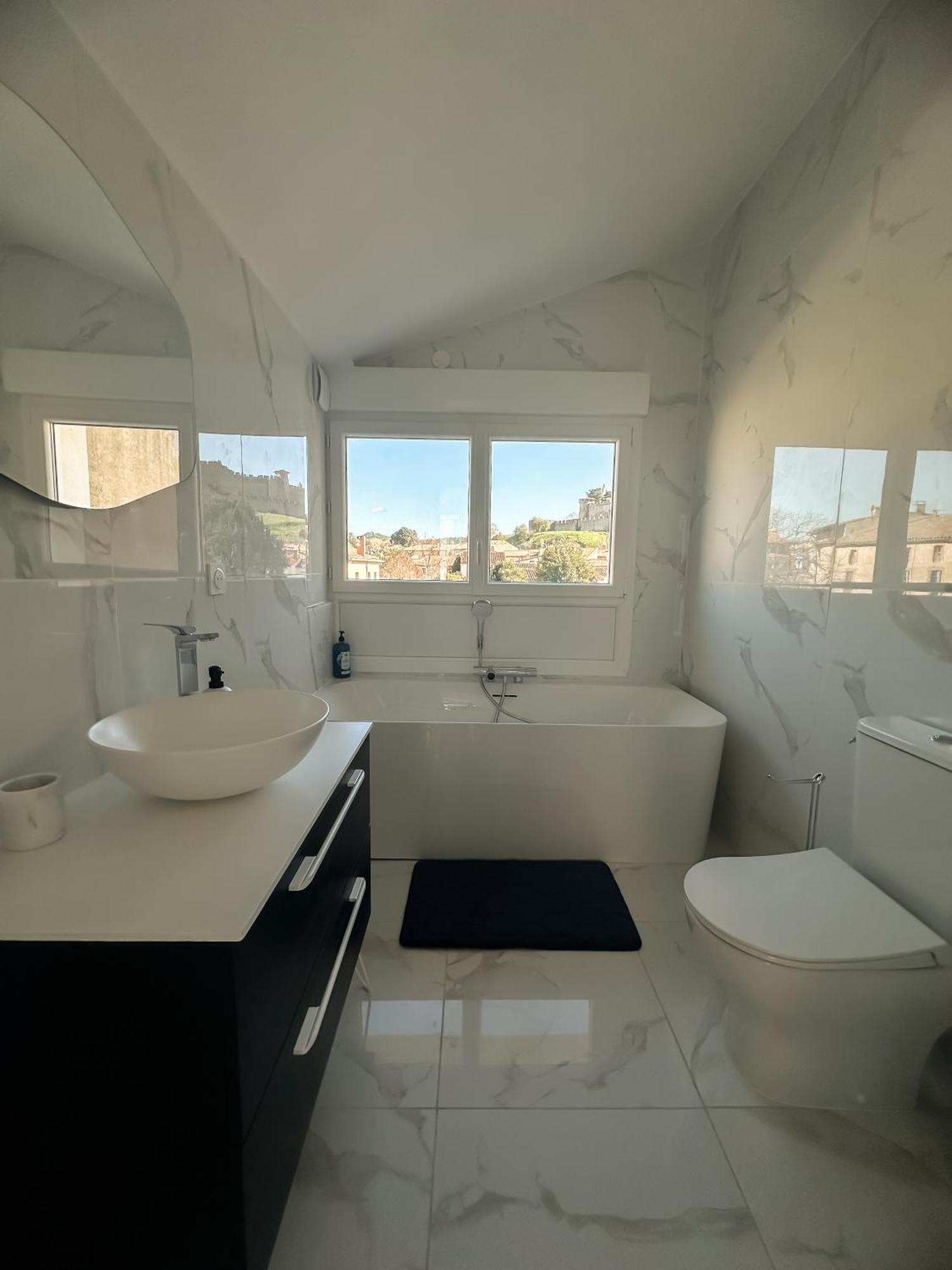 Face Cite - Chambres D'Hotes - Parking & Garage Gratuit - Wi-Fi Gratuit Carcassonne Bagian luar foto